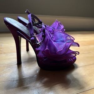 Ruffle heels